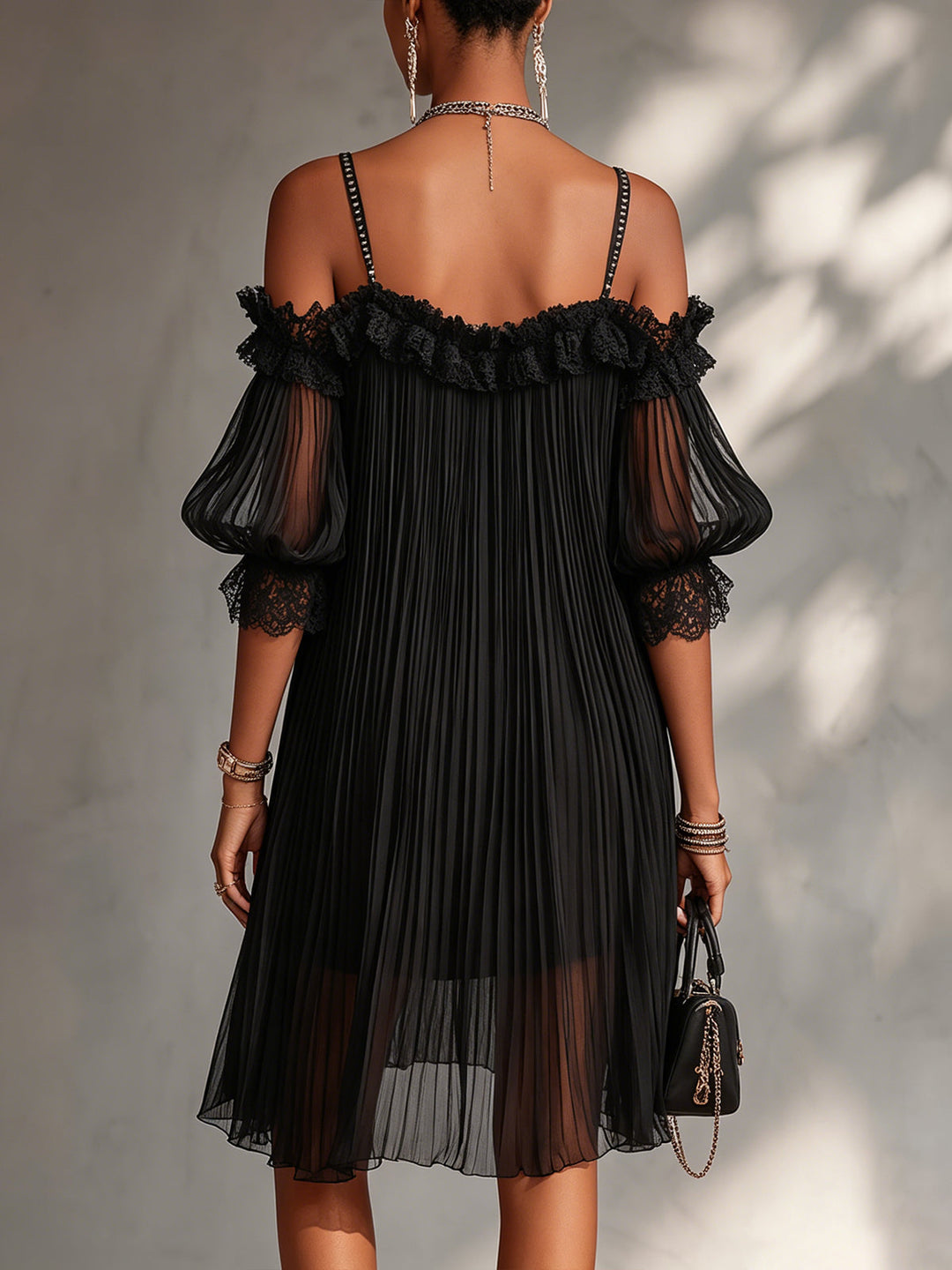 Margaret™ | Mini-Robe Noire en Mousseline et Dentelle