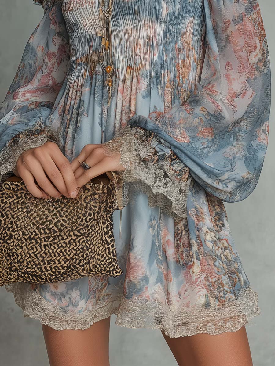 Elvira | Mini robe florale off-shoulder avec manches amples et bords en dentelle