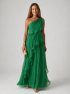 Maxi robe verte à épaule unique avec volants en cascade