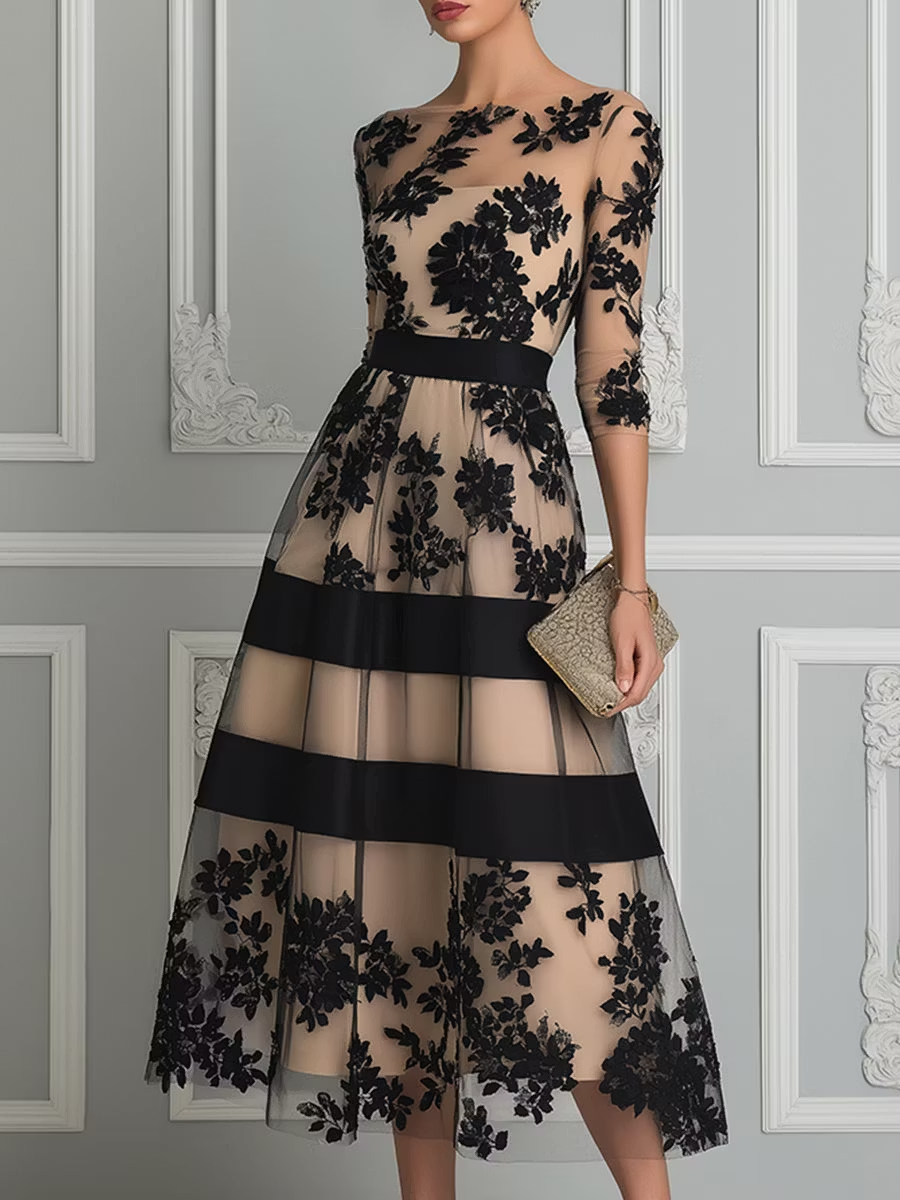 Robe Midi A Ligne Élegante en Dentelle Noire