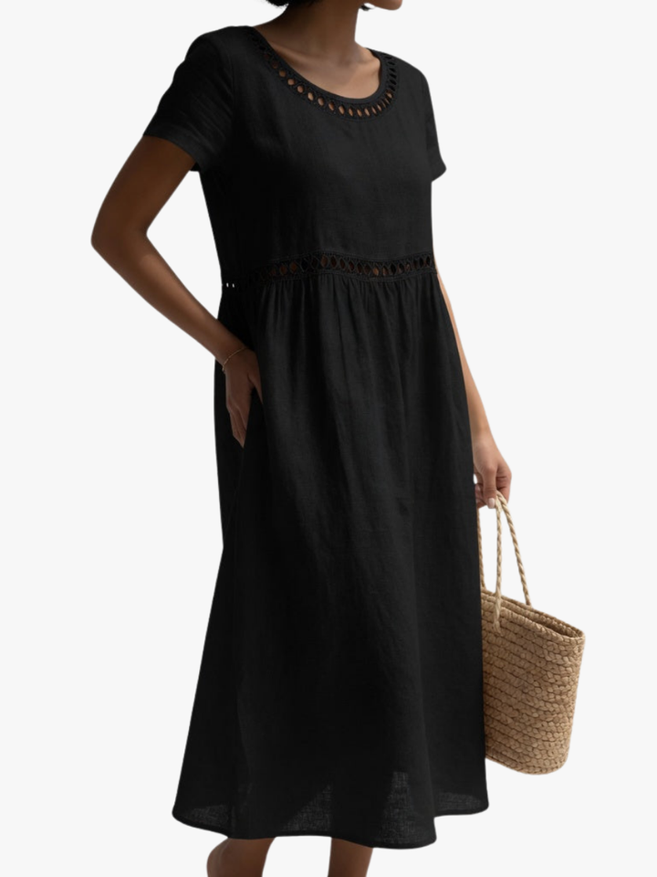 ROBE BRODÉE POUR FEMME
