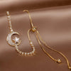 Bracelet avec Pendentif Lune en Zirconium et Or