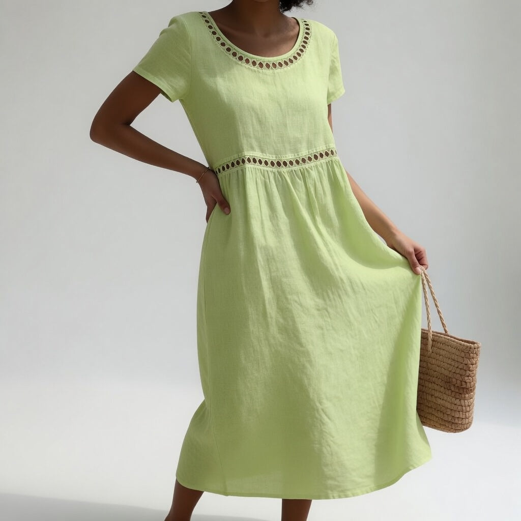 ROBE BRODÉE POUR FEMME