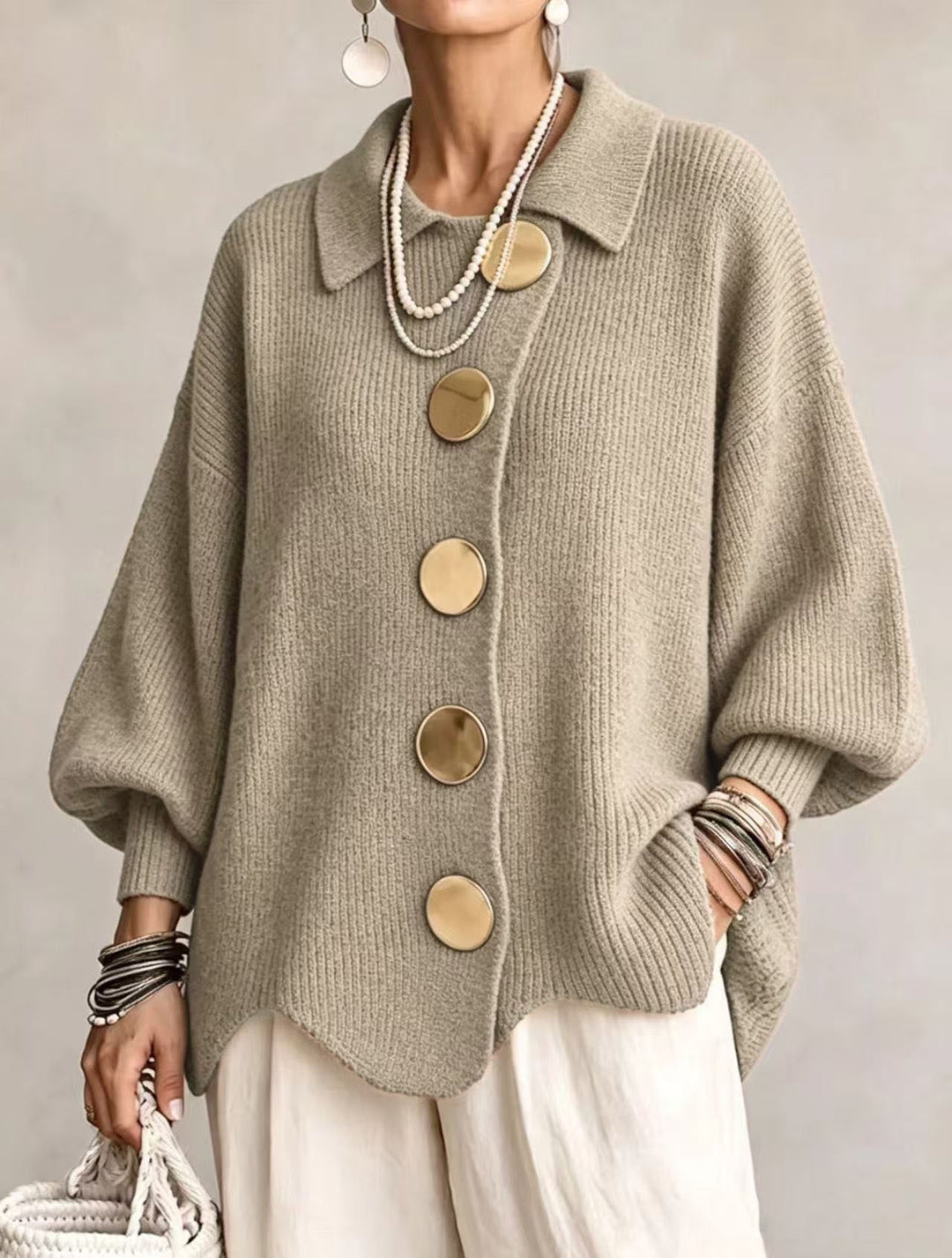 Isadora | Cardigan Oversize avec Col et Grands Boutons en Métal