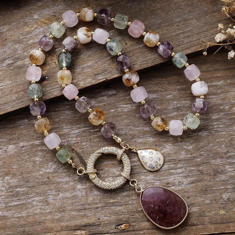 Collier Lariat en Perles avec Pendentif en Améthyste Naturelle
