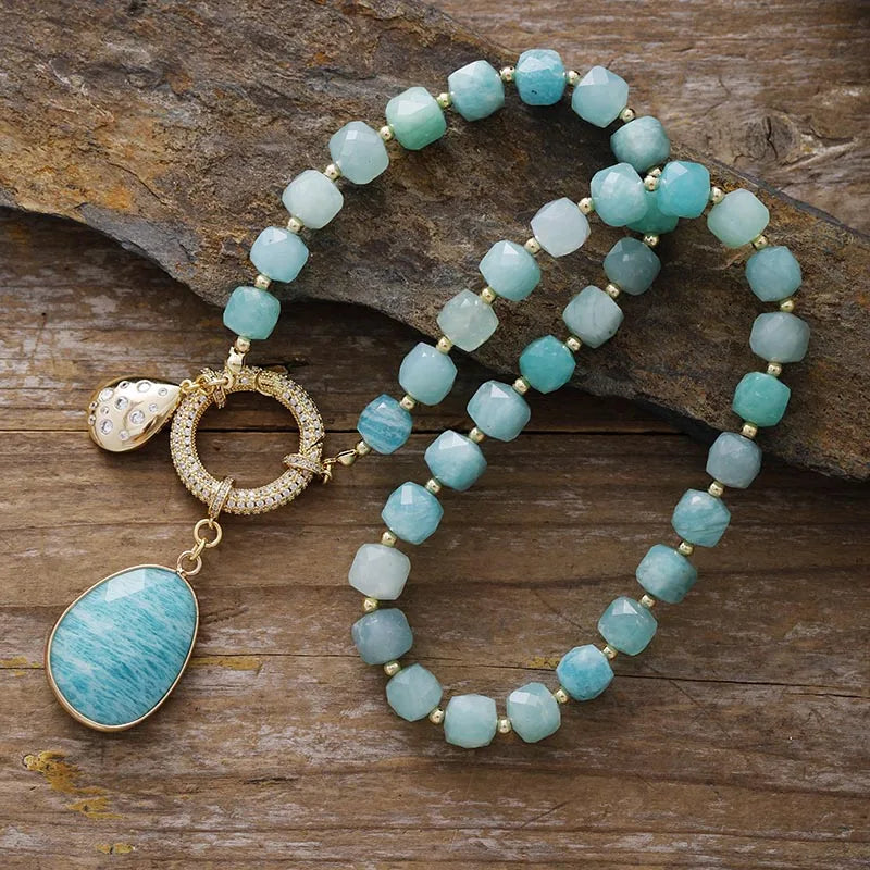 Collier Lariat en Perles avec Pendentif en Améthyste Naturelle