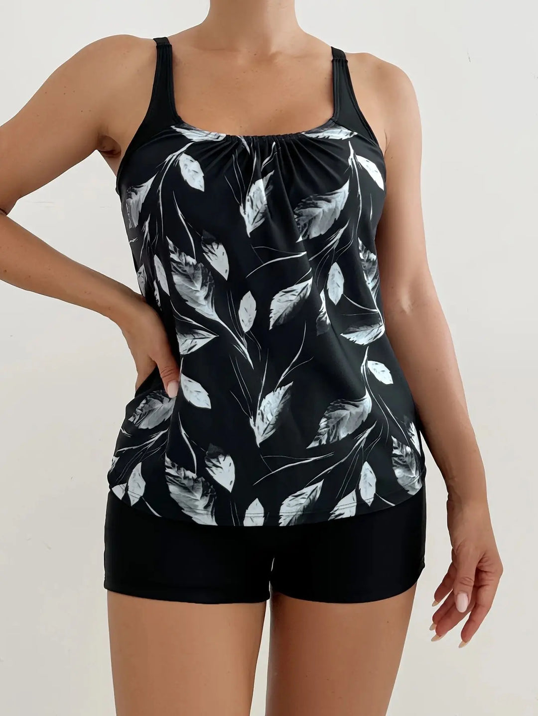 Ensemble tankini à motif floral imprimé  Maillot de bain pour fille : soutien-gorge sans bretelles à bretelles réglables et short de bain à motif floral, bikini à cordon de serrage, ensemble de plage pour femme