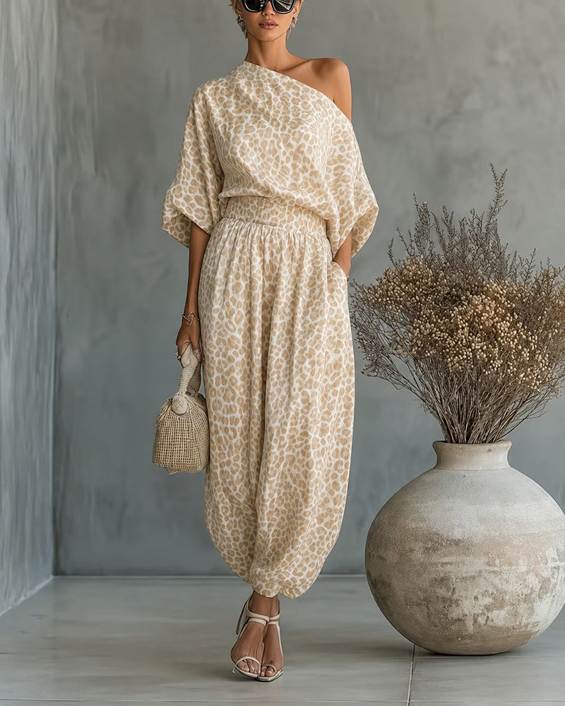Ensemble Top Asymétrique Imprimé Léopard et Pantalons Harem