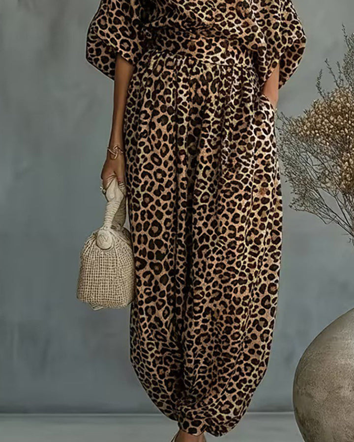 Ensemble Top Asymétrique Imprimé Léopard et Pantalons Harem