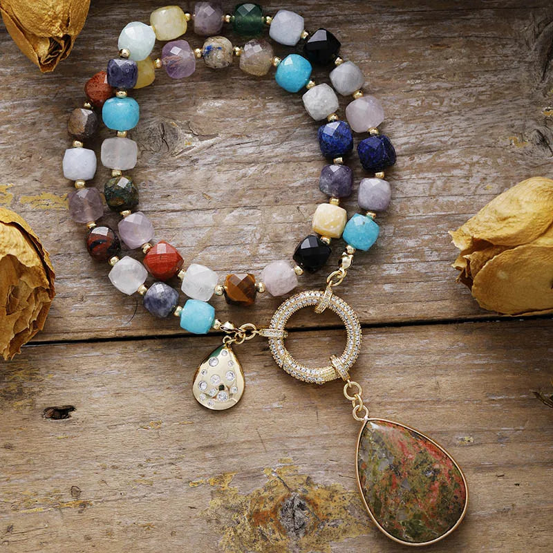 Collier Lariat en Perles avec Pendentif en Améthyste Naturelle
