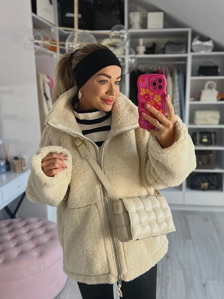 KAJA | Manteau en Teddy Doux