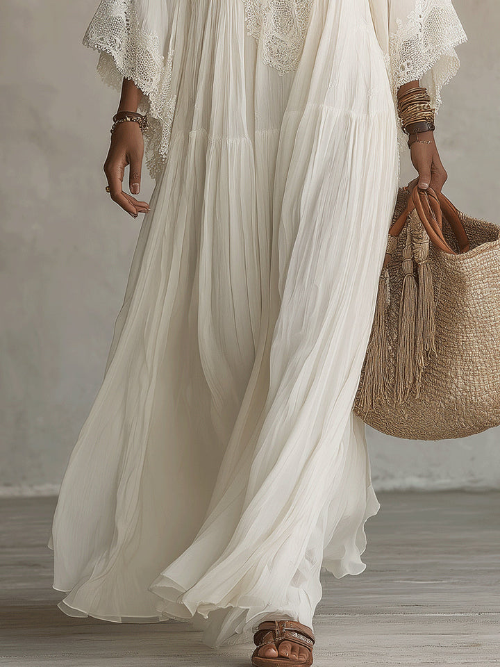 Celeste | Robe longue en chiffon ivoire avec manches chauve-souris et dentelle blanche