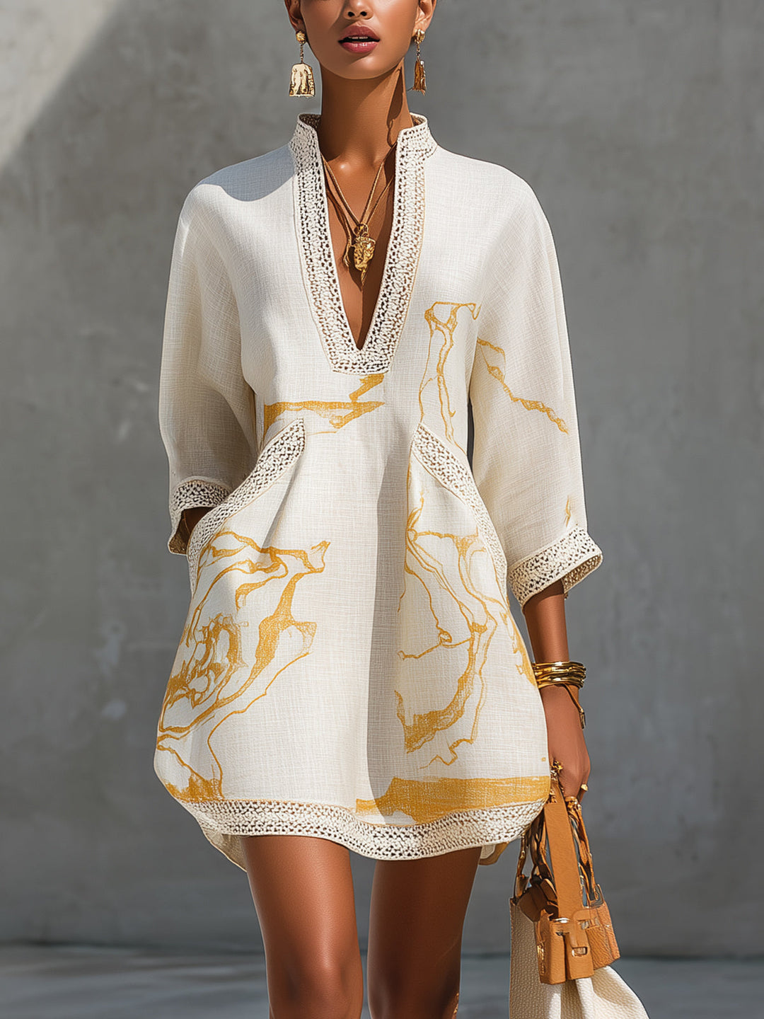 Robe Mini en Dentelle Crochet Imprimée Or Noir