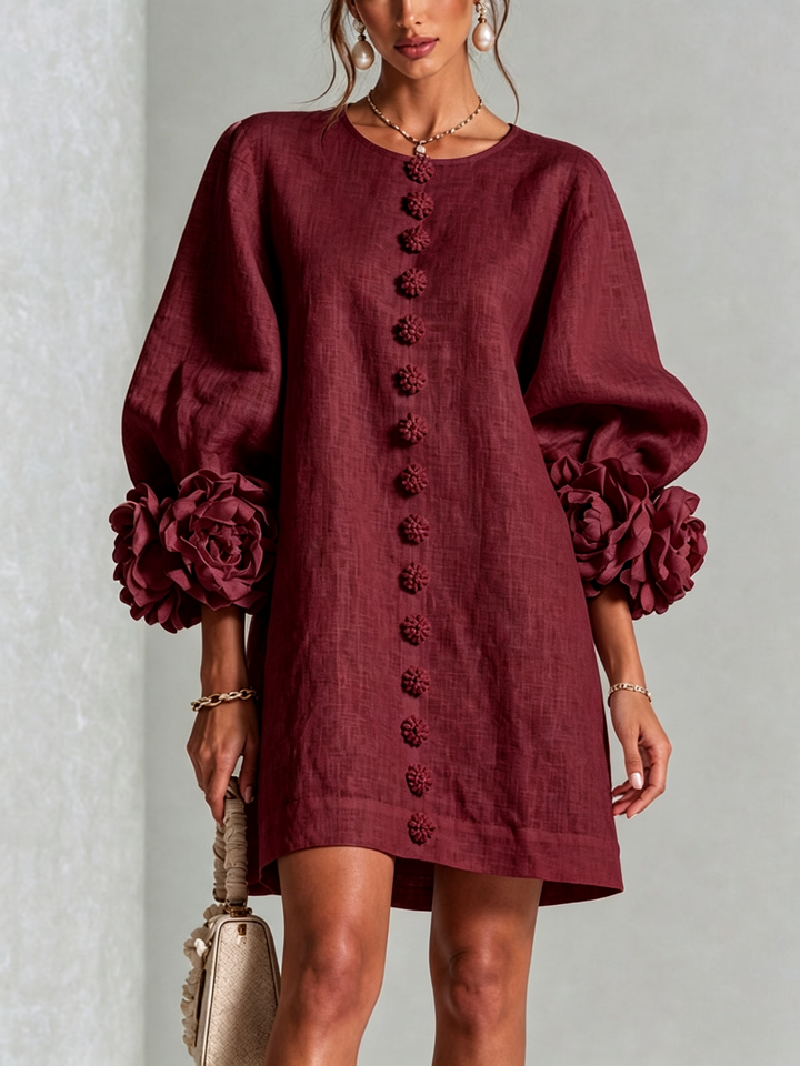 Robe Mini Boutonnée Florale Blanche Avec Manches Florales Étonnantes