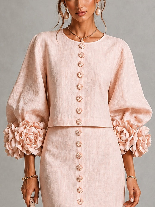 Ensemble Haut et Jupe à Boutons Floraux Roses avec Manches Florales Étonnantes