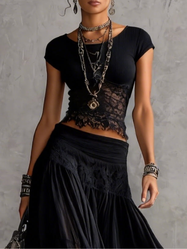 Cordelia | Ensemble Top à Panneaux en Dentelle & Jupe Maxi Plissée