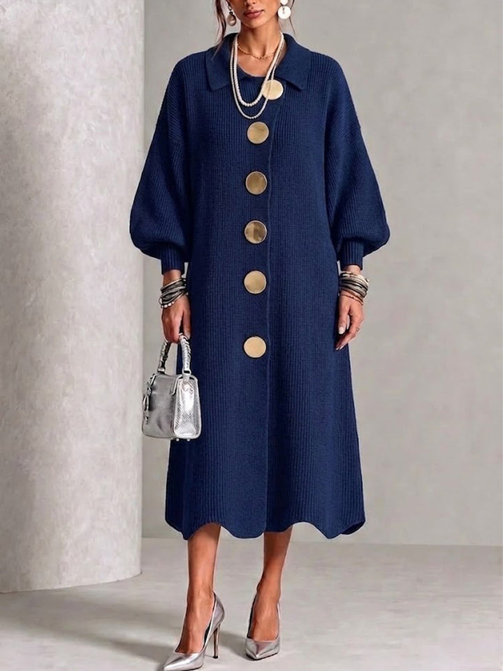 Robe en Tricot À Manches Longues Avec Une Grande Boucle Métallique, Col À Revers, Et Manches Lanternes